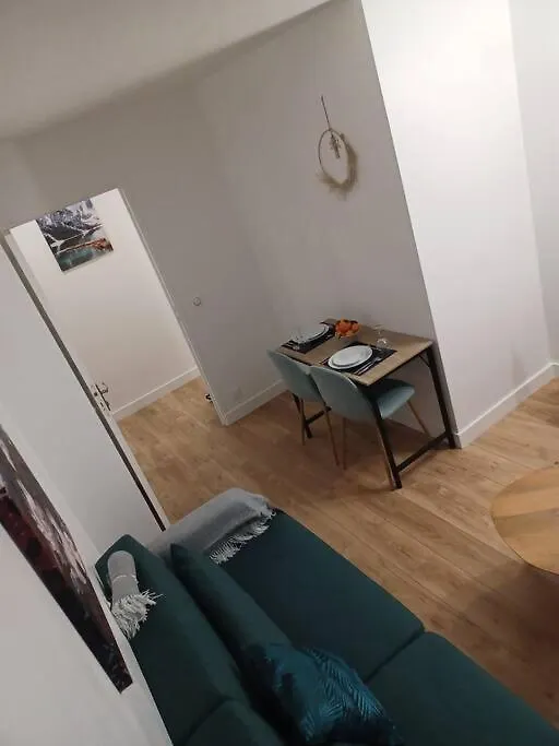 Magnifique Appartement Pouvant Accueillir 6 Personnes A 20 Minutes De Paris Antony Apartment